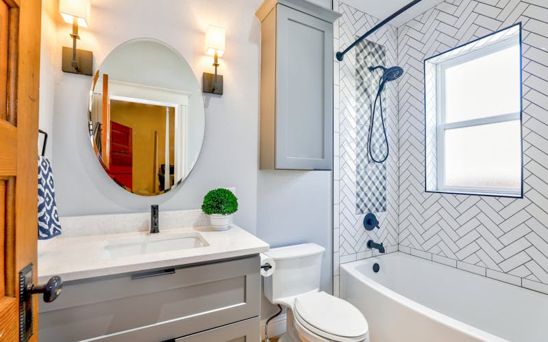 10 tips om je badkamer te verbouwen zonder stress